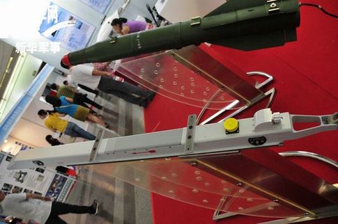 無人機(jī)用空地武器。新華軍事記者鄭文浩 攝