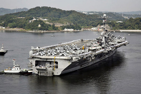 長(zhǎng)駐日本的美國(guó)海軍“喬治·華盛頓”號(hào)航母。