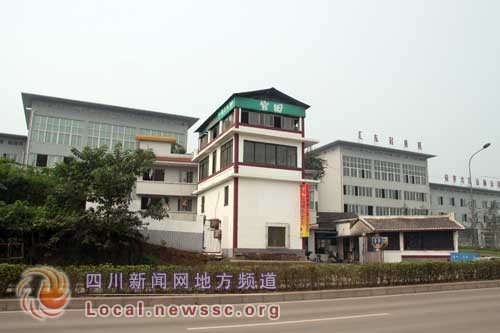 省道305線綠化帶、工業(yè)園區(qū)綠地被違法建筑非法侵占