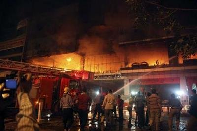 伊拉克酒店大火致29人死亡 據稱遇難者中包括中國人
