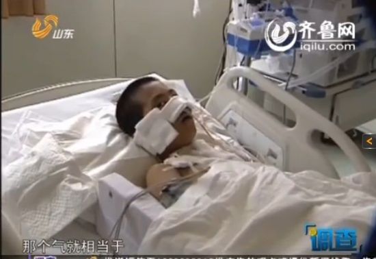 正在醫(yī)院接受治療的杜傳旺。