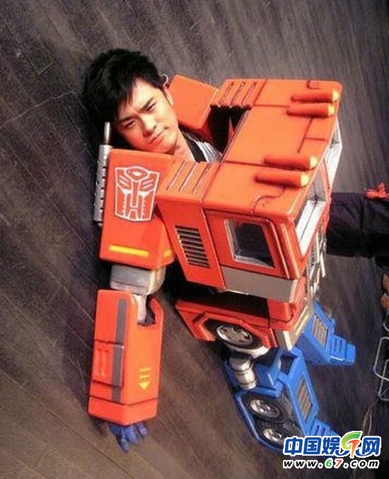 愛情公寓個個是牛人