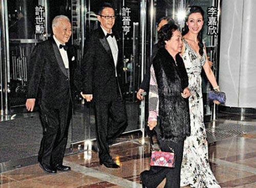 李小璐婆媳下廚顯親密 揭?jiàn)蕵?lè)圈婆媳如何過(guò)招