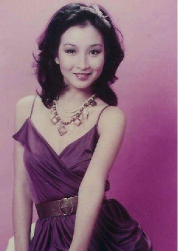 TVB早年內(nèi)部幫派大揭秘 藍(lán)潔瑛領(lǐng)銜青春五鳳