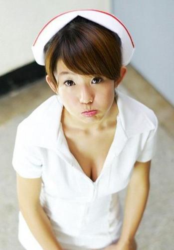 女星制服誘惑大不同 你愛(ài)哪一款