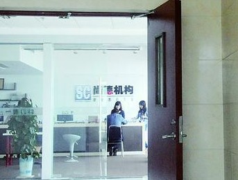 民辦職業(yè)培訓(xùn)市場混亂 價(jià)格戰(zhàn)進(jìn)入白熱化階段