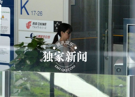 　隨著章子怡與撒貝寧戀情的曝光，小撒搭上了國(guó)際巨星，經(jīng)緯則也找到了自己的真愛。