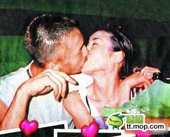 明星們你長(zhǎng)點(diǎn)心吧 狗仔無(wú)處不在