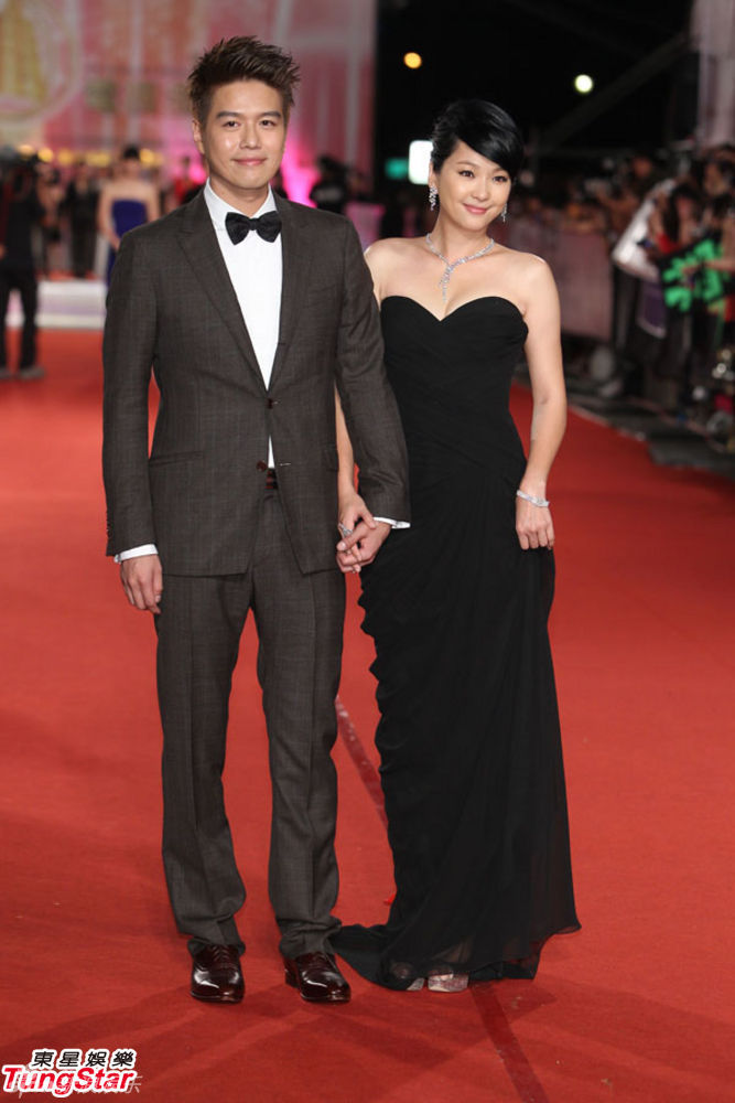 第47屆金鐘獎紅毯 曾愷玹露胸墊林依晨透視顯內褲