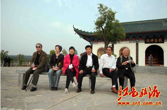 毛澤東侄子李實(shí)露面 毛澤東侄子李實(shí)露面