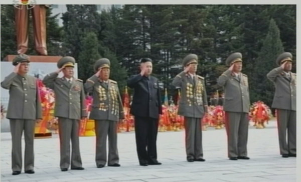 金正恩出席金日成軍事綜合大學校慶