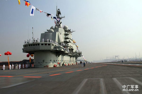 資料圖：遼寧艦入列后首次完成出海測試。