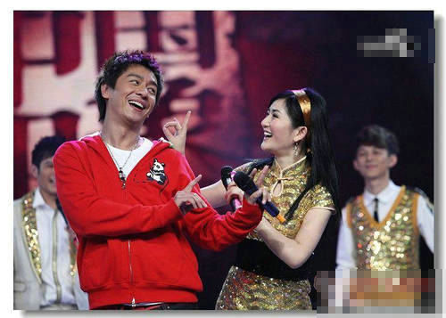 《快樂大本營》風(fēng)雨15年揭秘 李湘“7年之癢”謝娜三進三出