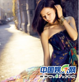 高圓圓海量街拍穿搭私照 網(wǎng)友：太有范兒了！
