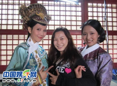 《甄嬛傳》片場(chǎng)有愛花絮圖