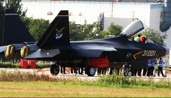 資料圖：中國殲-31戰(zhàn)機。