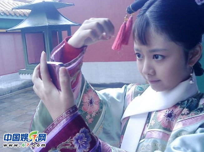 《甄嬛傳》片場(chǎng)有愛(ài)花絮圖