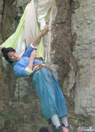 明星拍戲期間自娛自樂