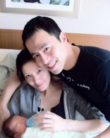 娛樂(lè)圈辣媽逆生長(zhǎng)完勝美少女