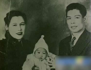 何甘棠的女兒何愛(ài)瑜 寶寶是李小龍