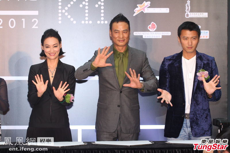 劉嘉玲露內褲打手印贈慶 謝霆鋒否認介入王菲婚姻