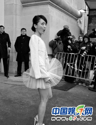 周迅海量街拍氣場驚人