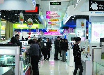 青島科技街忽悠式銷(xiāo)售 1G優(yōu)盤(pán)賣(mài)出990天價(jià)