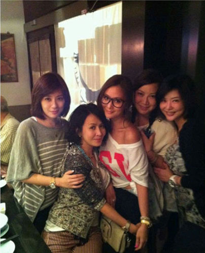 混娛樂(lè)圈的豪門(mén)千金 純屬玩票