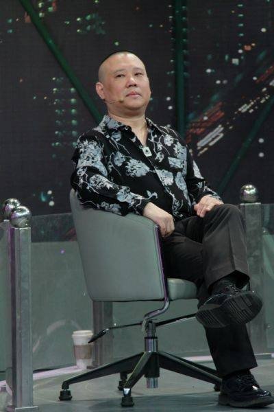 娛樂圈奢侈帝后排行榜：葛優(yōu)無(wú)子 贈(zèng)妻游艇別墅豪車