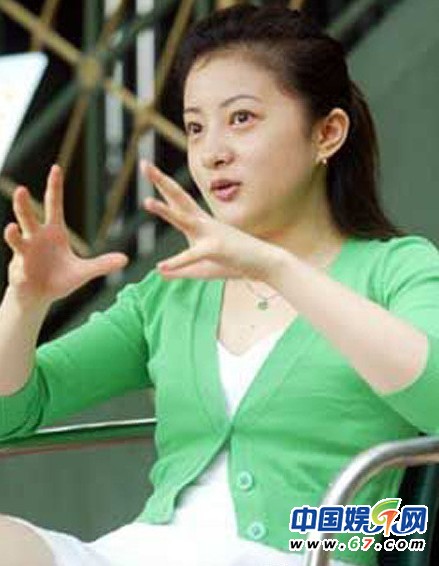 昔日瓊瑤夢幻女主角舊貌新顏?zhàn)兓?趙薇王艷成貴婦(圖)