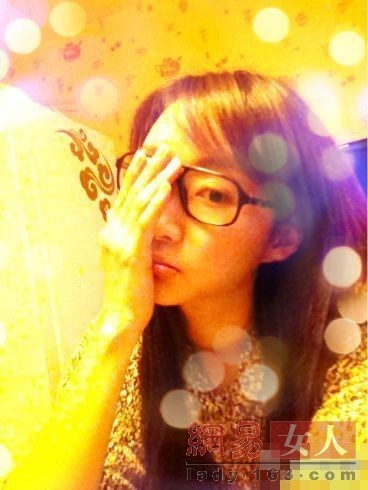 愛(ài)新覺(jué)羅啟星展露皇族氣質(zhì)