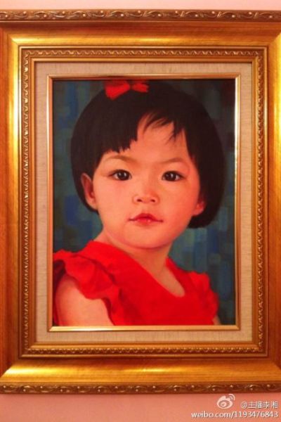王詩齡爺爺畫其兩歲油畫肖像