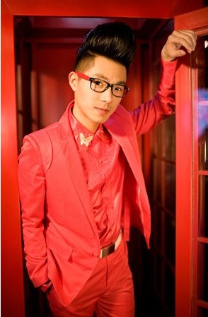 “好聲音”學(xué)員歌浴森遭合約官司 被索500萬(wàn)巨額