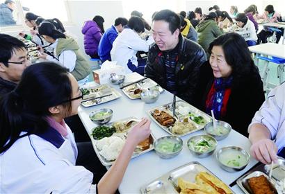 孩子們，你們午餐吃得好嗎？