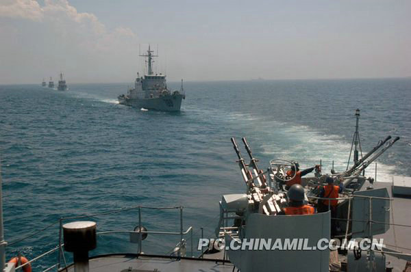 資料圖：中國海軍某獵潛艇大隊機動反潛演練。