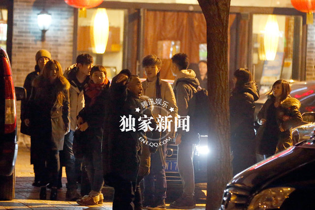 那英攜夫款待好聲音學員