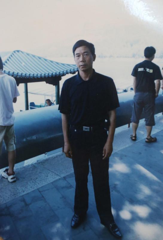 湖南發(fā)生校園慘案 校長(zhǎng)護(hù)學(xué)生被砍死