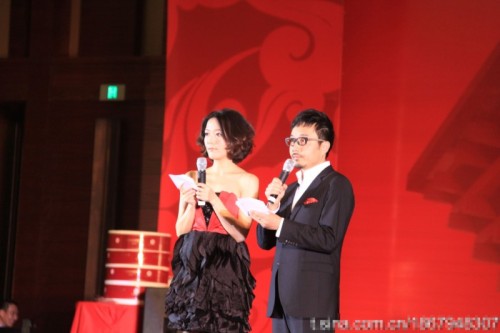 汪涵楊樂(lè)樂(lè)親密照曝光