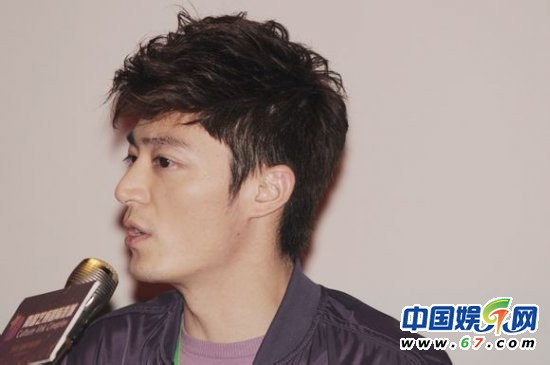 二貨明星歡樂多 陳奕迅對(duì)麥放屁