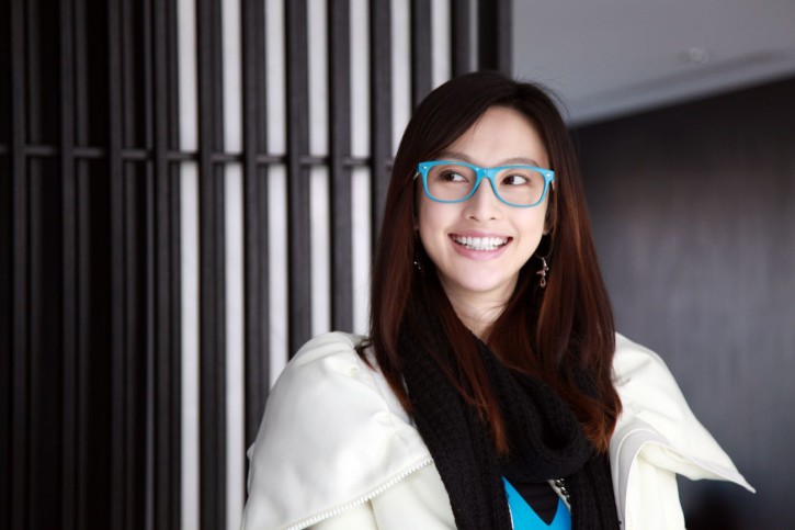 《北京青年》女星整容換臉照 網(wǎng)友：迎風(fēng)流淚！