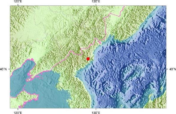 這張來(lái)自中國(guó)地震局網(wǎng)站的地圖標(biāo)出了北京時(shí)間2月12日10時(shí)57分朝鮮發(fā)生地震的位置。 新華社發(fā)（中國(guó)地震局）