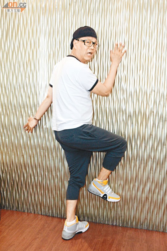 歐陽(yáng)震華因食東西太急致「落錯(cuò)隔」，引致急性肺炎。資料圖片