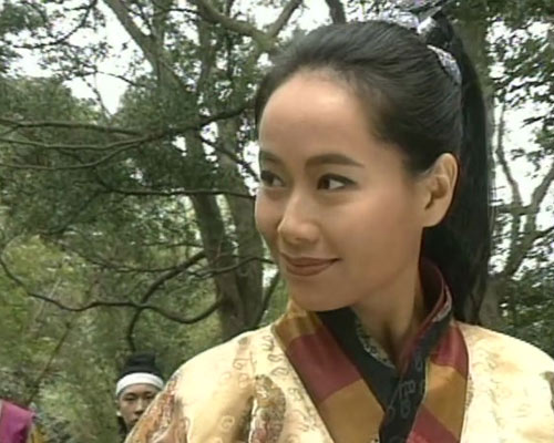 紅花漸成綠葉 看誰(shuí)還有翻身機(jī)會(huì)