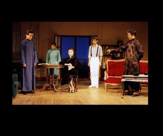 明星校園演出青澀照 你能認(rèn)出誰