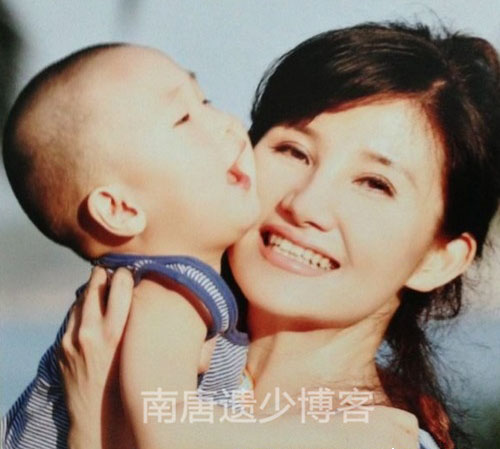 網(wǎng)曝44歲林永健3歲兒子近照 “小眼睛”像足了爸爸！