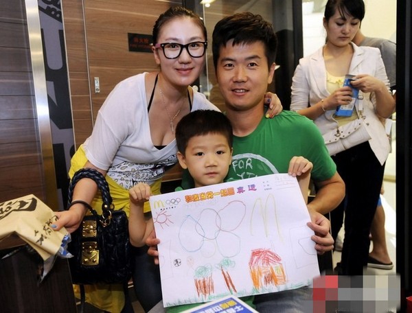 盤點那些情迷空姐的體育明星