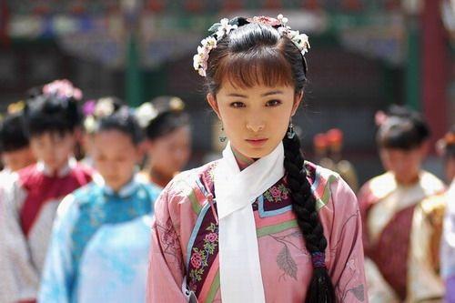 四小花旦背景曝光 唐嫣助理曬戀愛(ài)證據(jù)罵邱澤裝孫子！