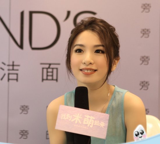 明星掀起劉?，F(xiàn)真顏美丑