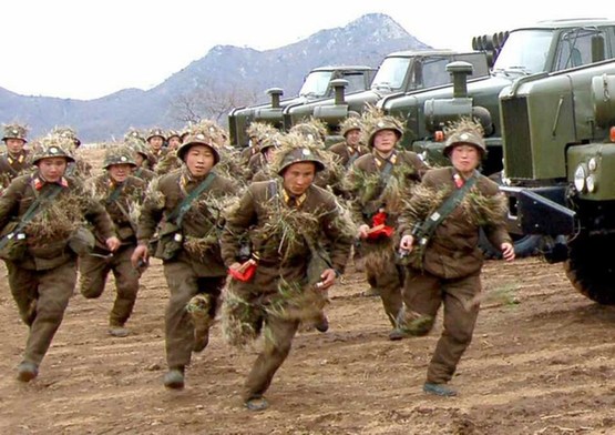朝鮮中央社公布朝士兵緊張訓練照