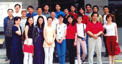 文章初戀女友曝光 揭明星大學(xué)時戀愛那些事